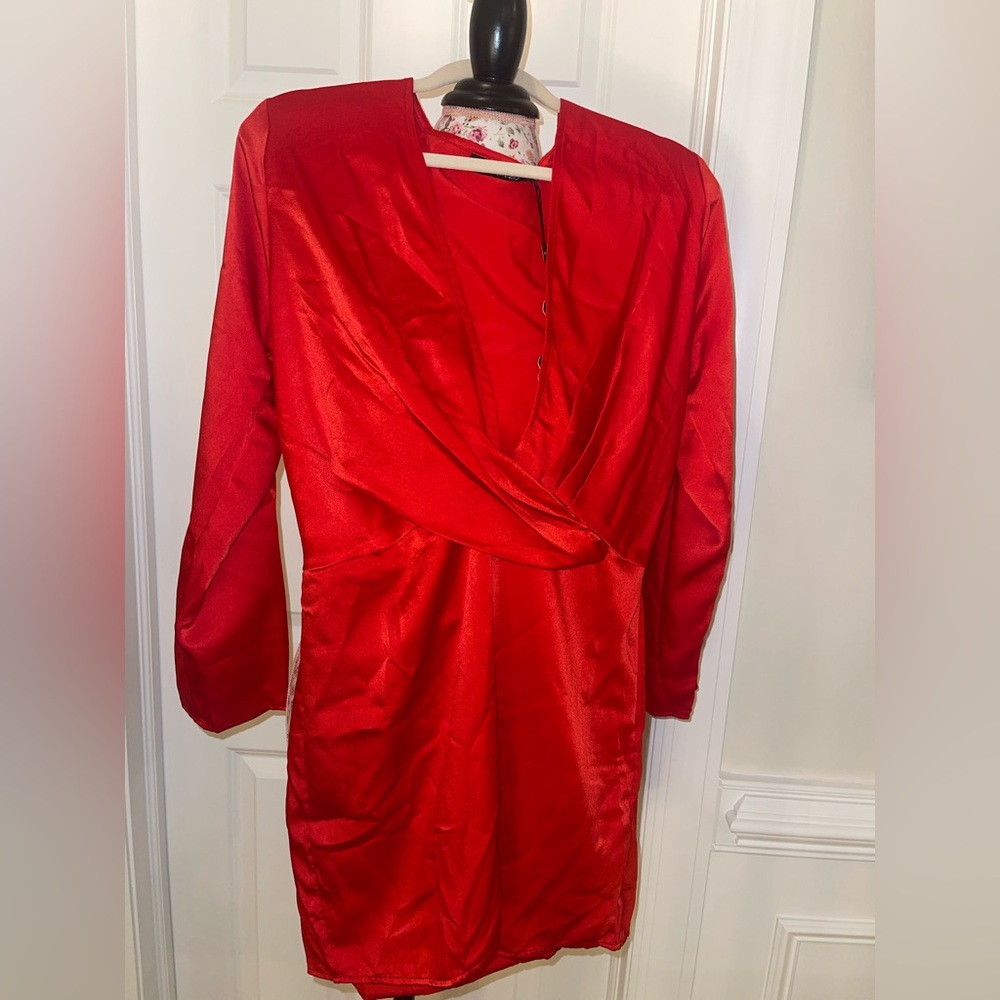 Motel Malena Shift Dress size Medium